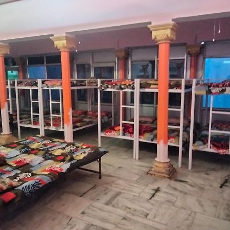 Shri Swami Sheetal Das Aashram Dharmshala Варанаси Экстерьер фото