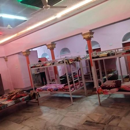 Shri Swami Sheetal Das Aashram Dharmshala Варанаси Экстерьер фото