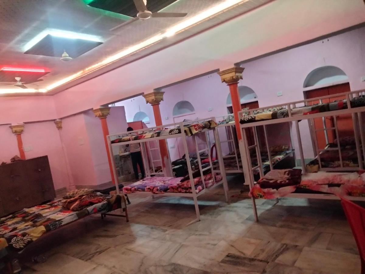 Shri Swami Sheetal Das Aashram Dharmshala Варанаси Экстерьер фото